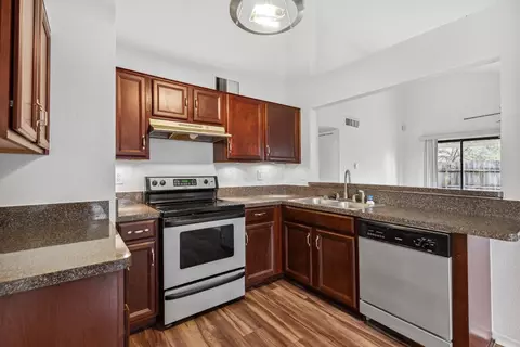 407 Vincent St, Cedar Hill, TX 75104