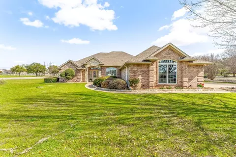 2100 Wood Duck Ln, Granbury, TX 76049