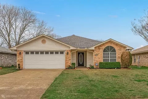 2423 Brookside Dr, Bossier City, LA 71111