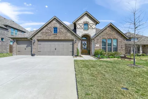112 Thompson Dr, Van Alstyne, TX 75495