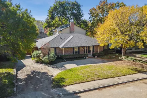 9968 Larchbrook Dr, Dallas, TX 75238