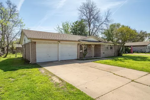 1109 David Dr, Euless, TX 76040 photo 3