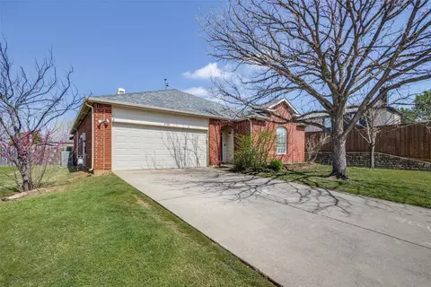 2715 Meadowview Dr, Corinth, TX 76210
