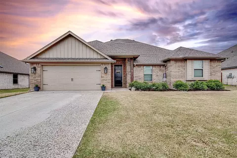 211 Rees Ave, Godley, TX 76044