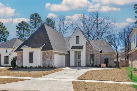 168 St Andrews Ln, Benton, LA 71006