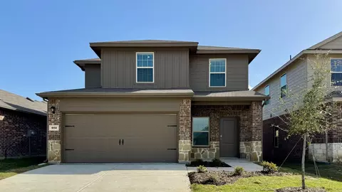 902 Trough St, Royse City, TX 75189