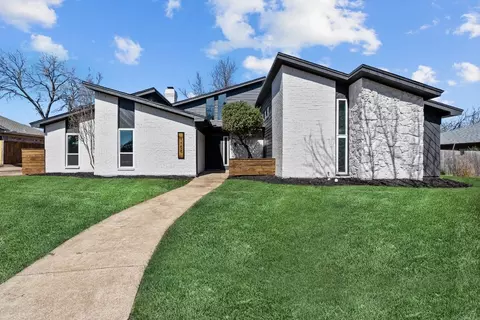 1108 Rockmoor Dr, Edgecliff Village, TX 76134