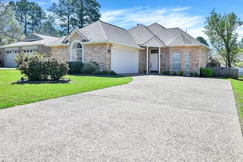405 Fairway Dr, Athens, TX 75751