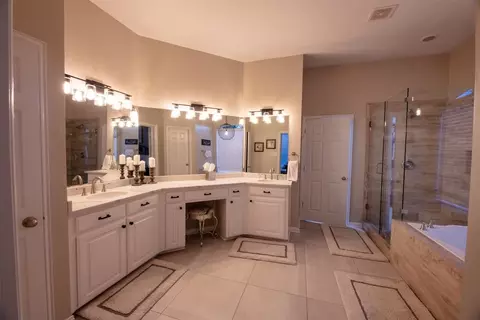9036 Blanco Dr, Lantana, TX 76226 photo 21