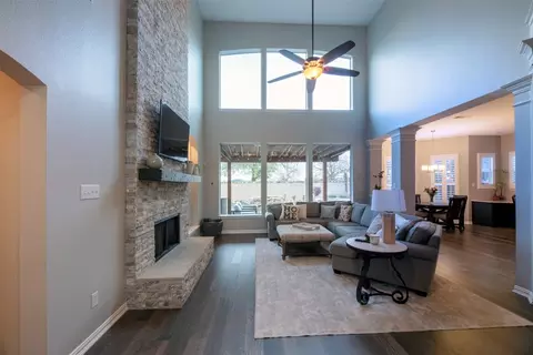 9036 Blanco Dr, Lantana, TX 76226 photo 10