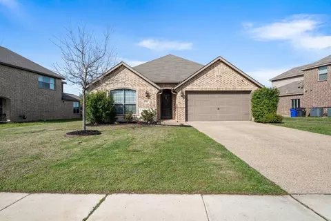 3002 Guadalupe Dr, Forney, TX 75126
