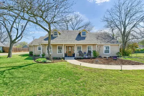 333 W Marshall St, Van Alstyne, TX 75495