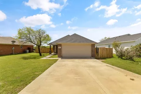 607 Mesquite Dr, Rio Vista, TX 76093