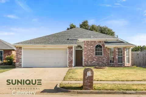 6702 Valley Branch Dr, Arlington, TX 76001