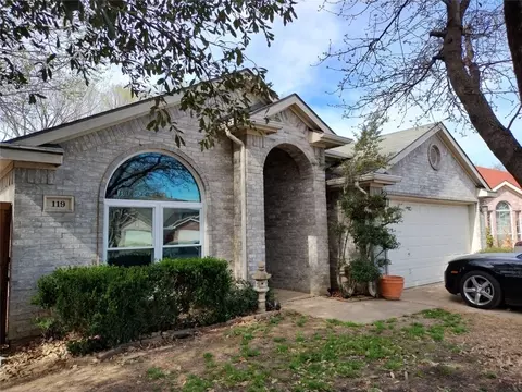 119 Enchanted Ct, Grand Prairie, TX 75050