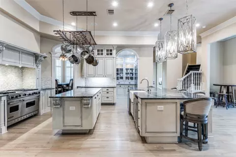 1404 Chancellor Ln, Mckinney, TX 75072