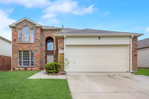 8353 Orleans Ln, Fort Worth, TX 76123