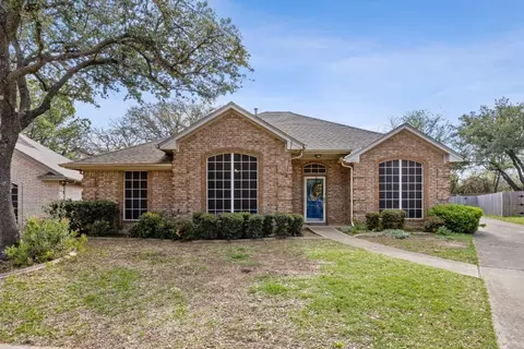 4723 Kensington Ct, Arlington, TX 76016