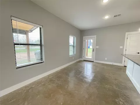 125 W Sears St, Denison, TX 75021 photo 5