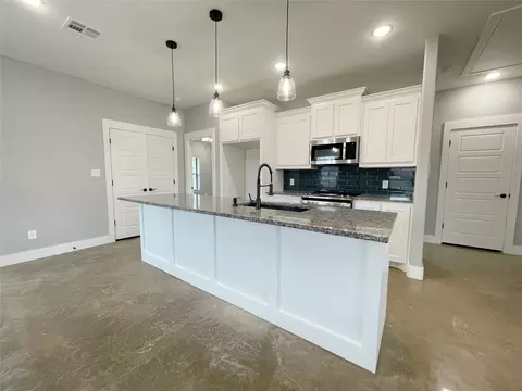 125 W Sears St, Denison, TX 75021 photo 7