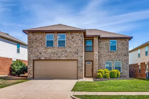 4705 Waterford Dr, Fort Worth, TX 76179