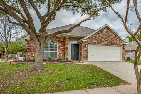 8117 Keechi Creek Ct, Fort Worth, TX 76137