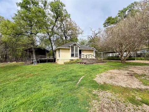 218 Garner Dr, Mabank, TX 75156