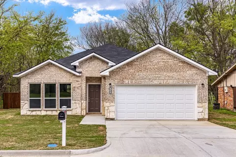 219 Craig St, Sulphur Springs, TX 75482