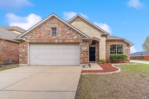 4029 Rochester Dr, Fort Worth, TX 76244
