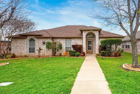 3217 Welch Ln, Sachse, TX 75048
