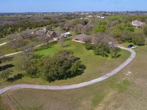 5366 Old Brock Rd, Weatherford, TX 76087