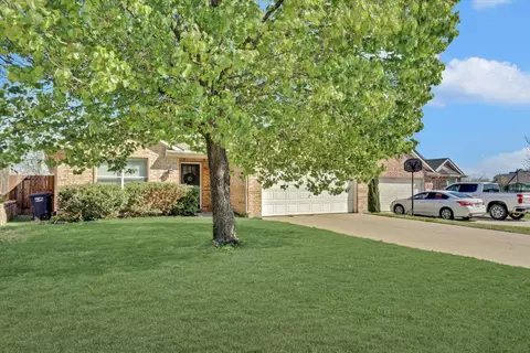 3809 Jade St, Fort Worth, TX 76244