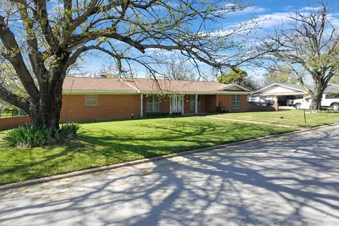 816 Preston Ln, Dublin, TX 76446