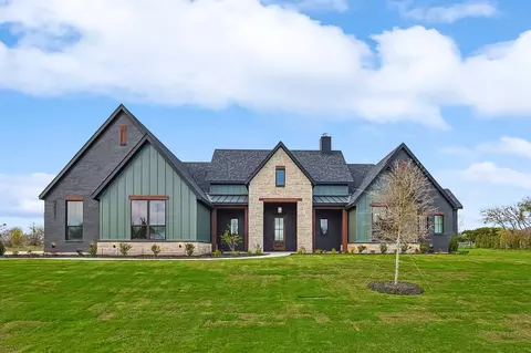 3621 Cherrybark Ln, Midlothian, TX 76065