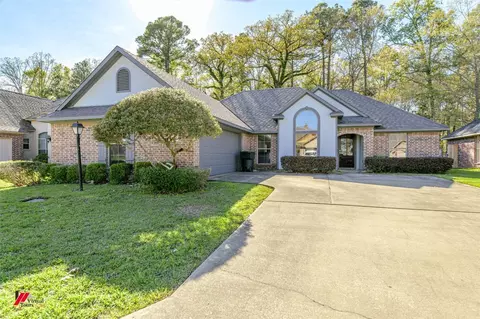 1132 Pelican Creek Dr, Shreveport, LA 71106