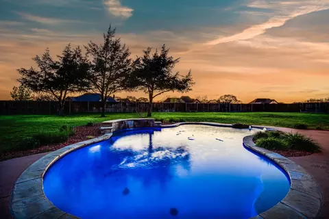 6410 Judy Dr, Midlothian, TX 76065