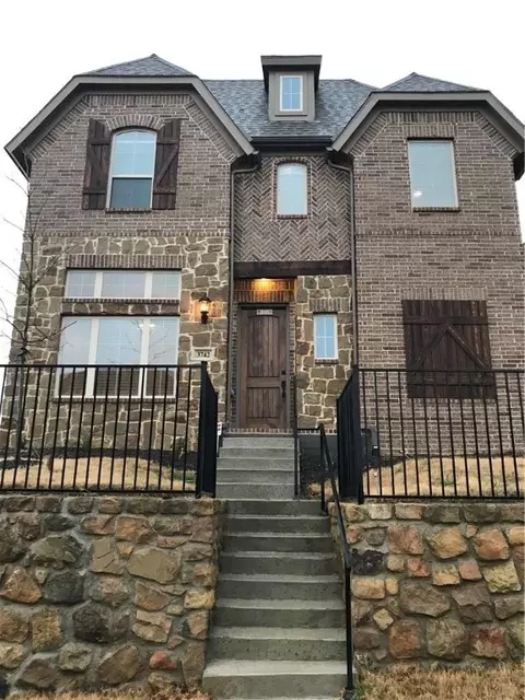 3742 Adriana Ave, Irving, TX 75038