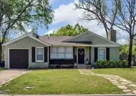 3563 Dryden Rd, Fort Worth, TX 76109