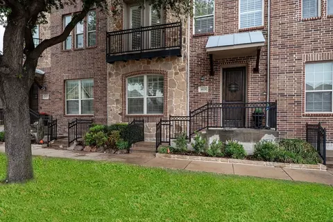 4025 Winsor Dr, Farmers Branch, TX 75244