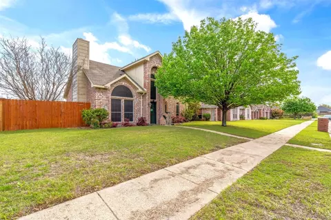 8714 Pheasant Run Dr, Rowlett, TX 75089