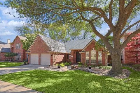 2313 Hunters Run, Flower Mound, TX 75028