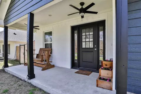 113 W Elm St, Whitewright, TX 75491