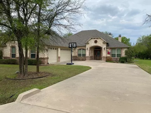 7094 Cedar Valley Dr, Whitney, TX 76692