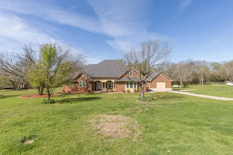 710 Hurricane Creek Cir, Anna, TX 75409