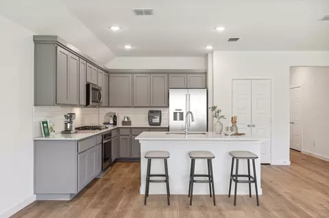 664 Parkside Dr, Lavon, TX 75166