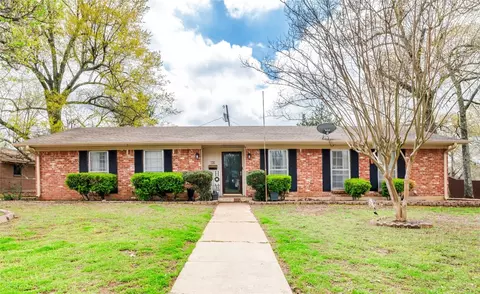 3240 Allen St, Paris, TX 75460