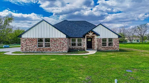 109 Allison Ln, Frost, TX 76641