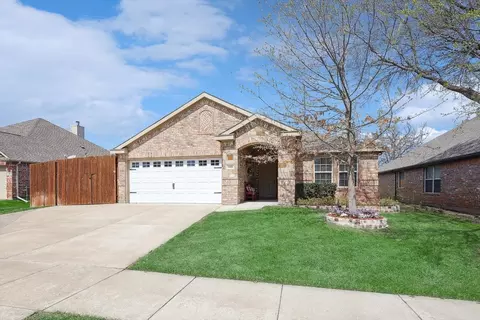 5808 Parkplace Dr, Argyle, TX 76226