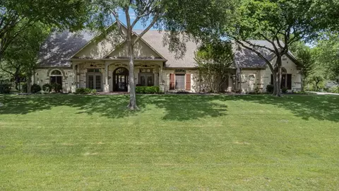 1001 Patrician Ct, Fairview, TX 75069