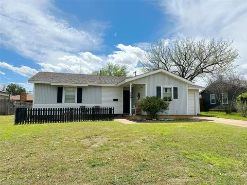 2801 S 39th St, Abilene, TX 79605